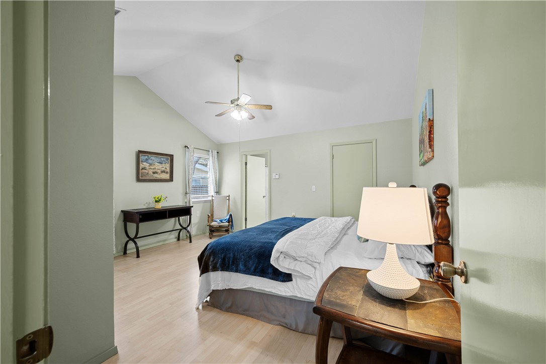 1513 Bluebird Lane Rockport TX 78382