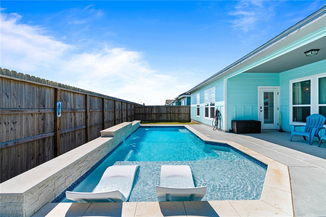 143 Shoalwater Way Rockport TX 78382