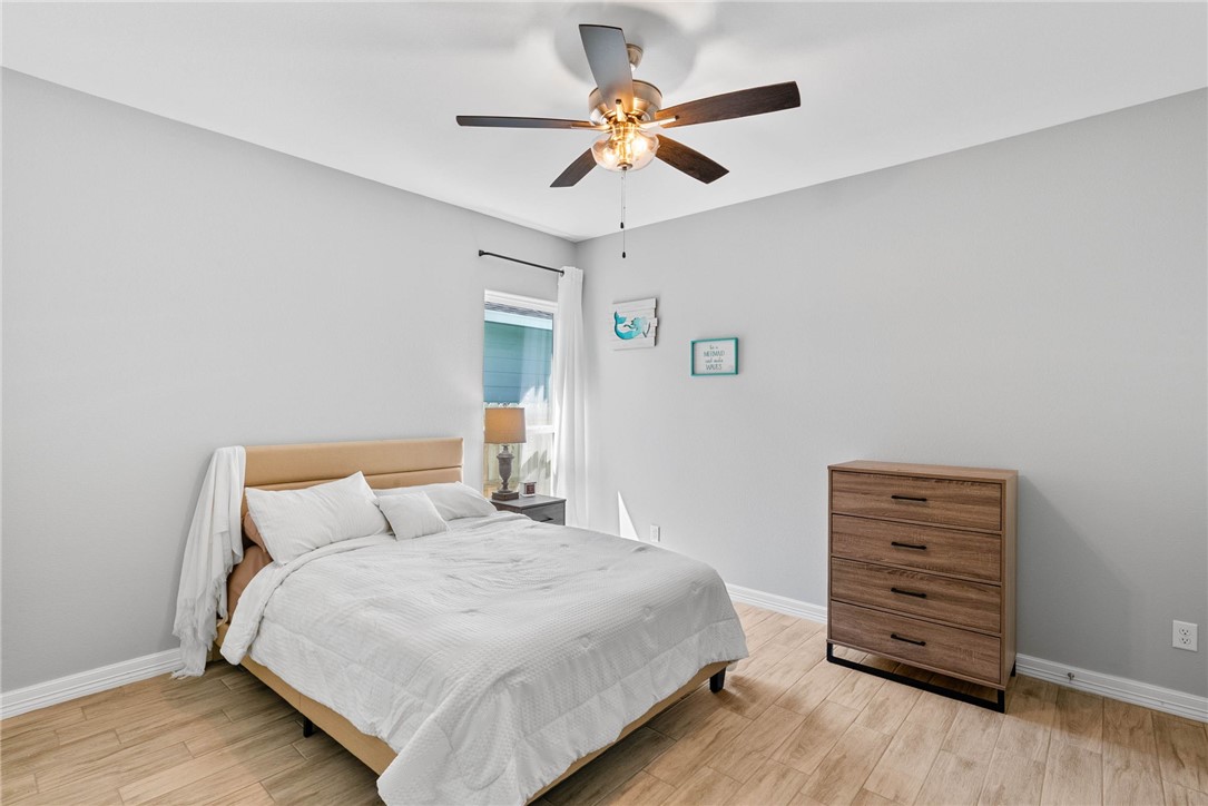 143 Shoalwater Way Rockport TX 78382