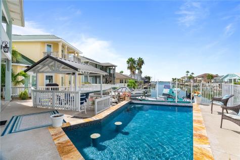 104 Bay Harbor Drive Aransas Pass TX 78336