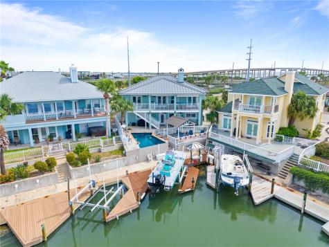 104 Bay Harbor Drive Aransas Pass TX 78336