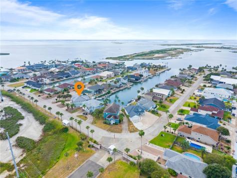 104 Bay Harbor Drive Aransas Pass TX 78336