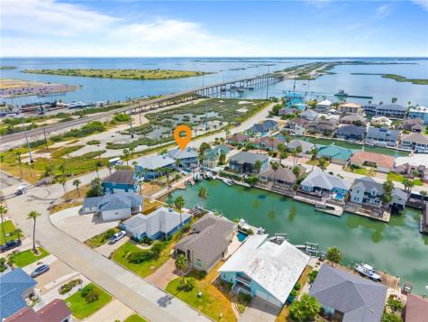 104 Bay Harbor Drive Aransas Pass TX 78336