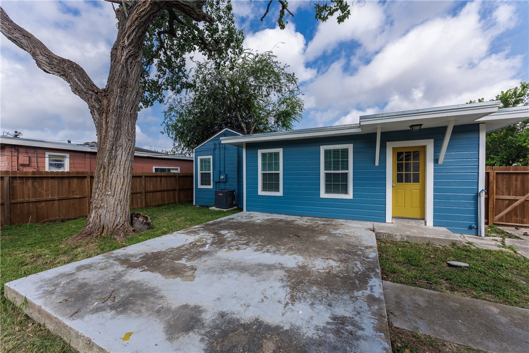 434 Dixon Drive Corpus Christi TX 78408
