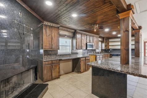 197 County Road 460 Alice TX 78332