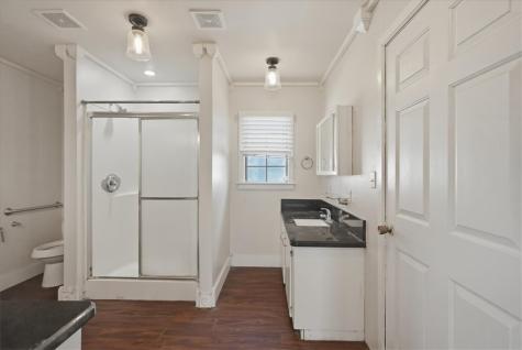 197 County Road 460 Alice TX 78332