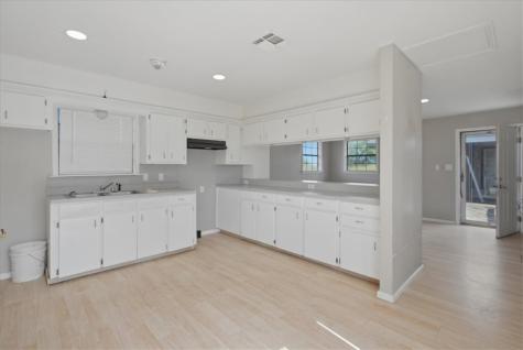 197 County Road 460 Alice TX 78332