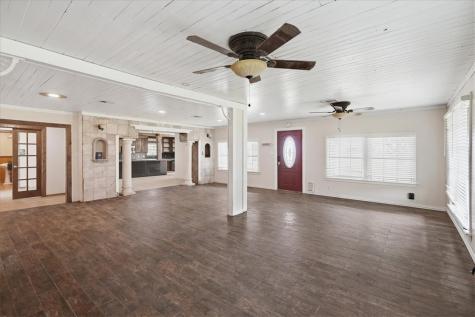 197 County Road 460 Alice TX 78332