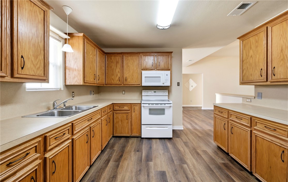 4525 Angela Drive Corpus Christi TX 78416