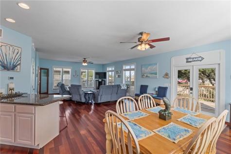 207 S 2nd Street Rockport TX 78382