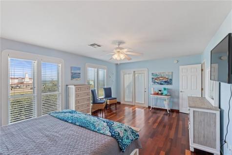 207 S 2nd Street Rockport TX 78382