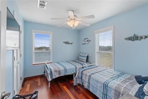 207 S 2nd Street Rockport TX 78382