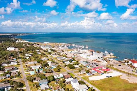 207 S 2nd Street Rockport TX 78382