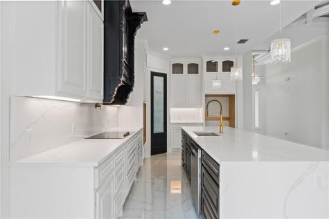 1437 Jack Chesney Corpus Christi TX 78415