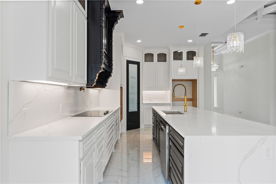 1437 Jack Chesney Corpus Christi TX 78415