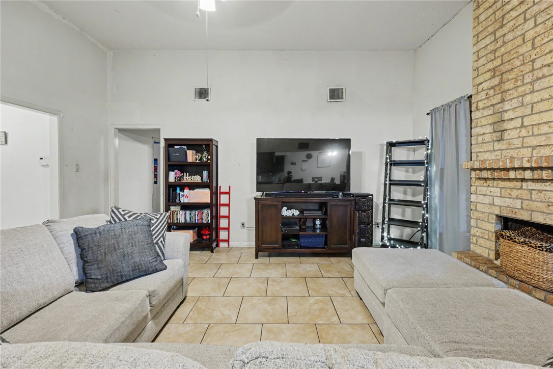 3317 Cresthill Drive Corpus Christi TX 78415