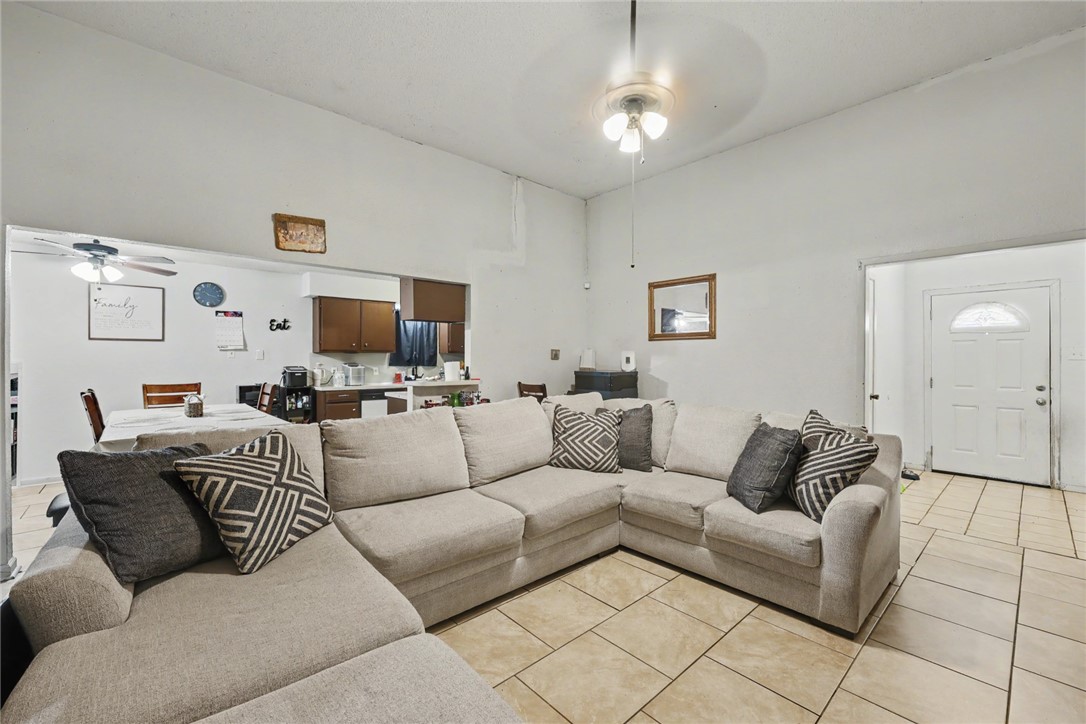 3317 Cresthill Drive Corpus Christi TX 78415