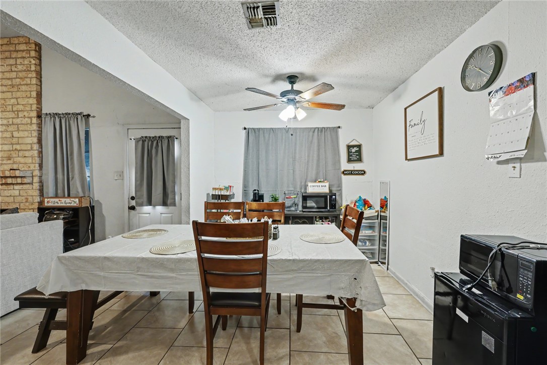 3317 Cresthill Drive Corpus Christi TX 78415