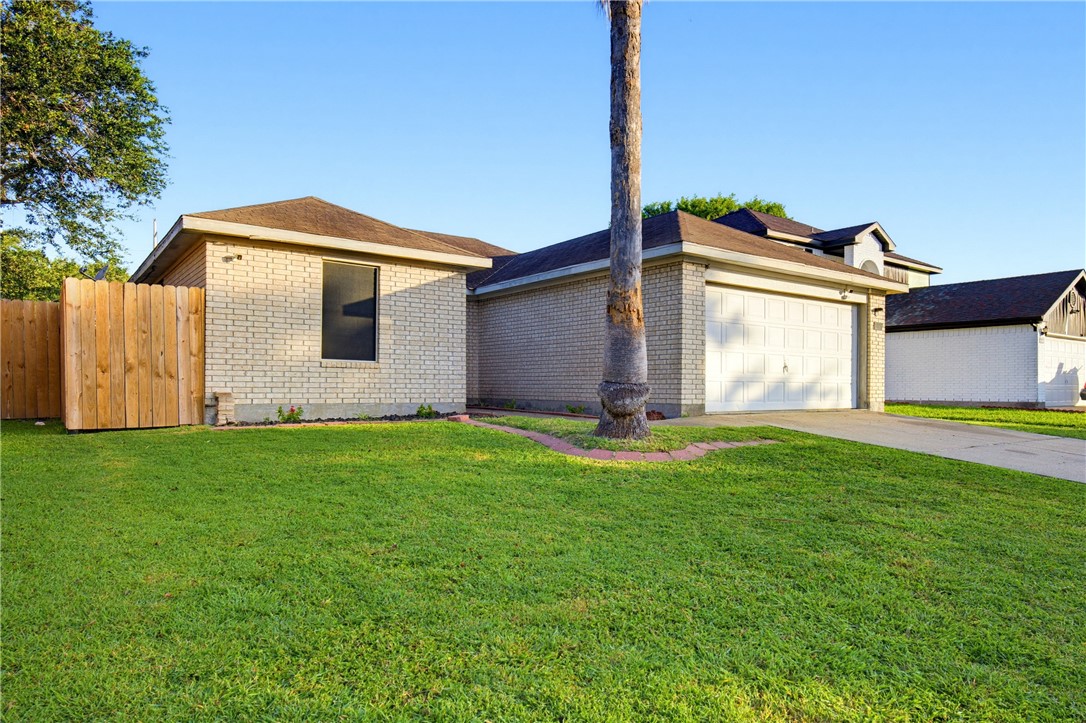 7925 Wolf Drive Corpus Christi TX 78414