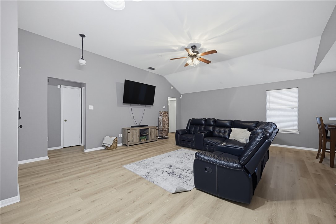 7925 Wolf Drive Corpus Christi TX 78414