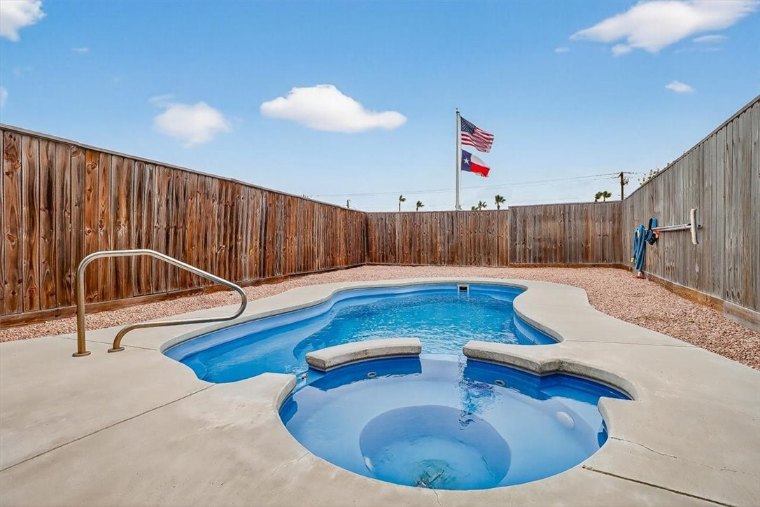 730 La Ronda Court Port Aransas TX 78373