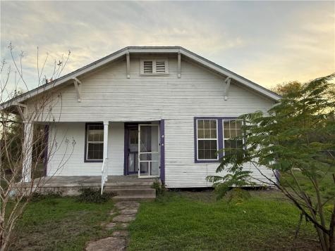 519 W Mesquite Avenue Kingsville TX 78363