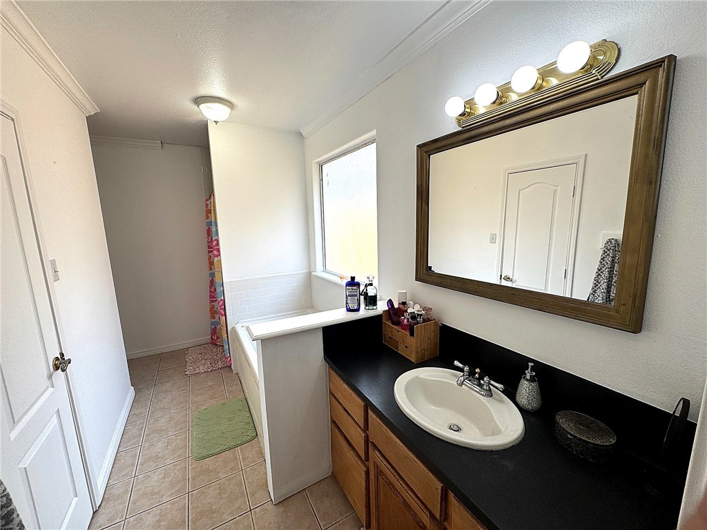 2534 Bevecrest Drive Corpus Christi TX 78415