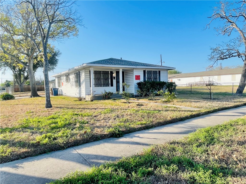 2945 Carver Drive Corpus Christi TX 78405