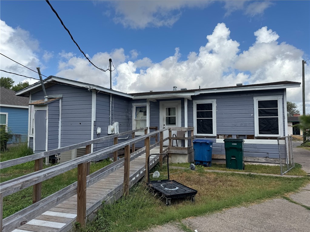 1634 Brentwood Drive Corpus Christi TX 78415