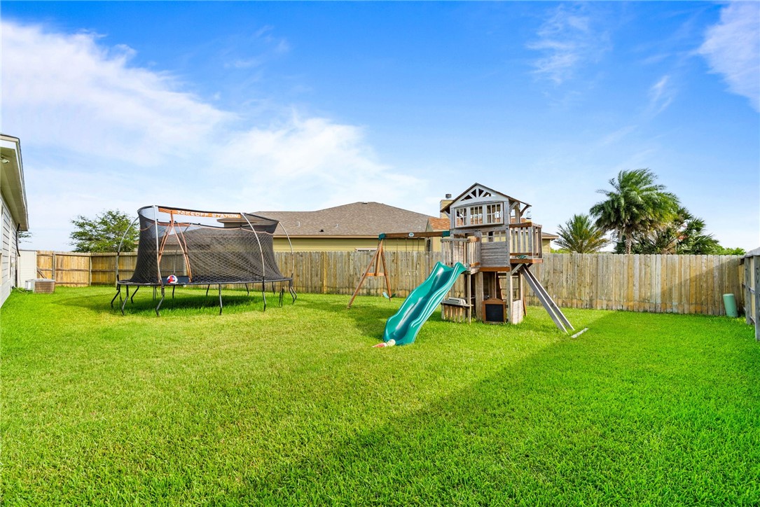 2233 Ruby Drive Corpus Christi TX 78414