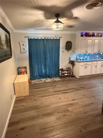 811 N Adams Avenue Beeville TX 78102