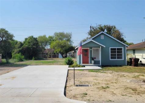 722 E Yoakum Avenue Kingsville TX 78363