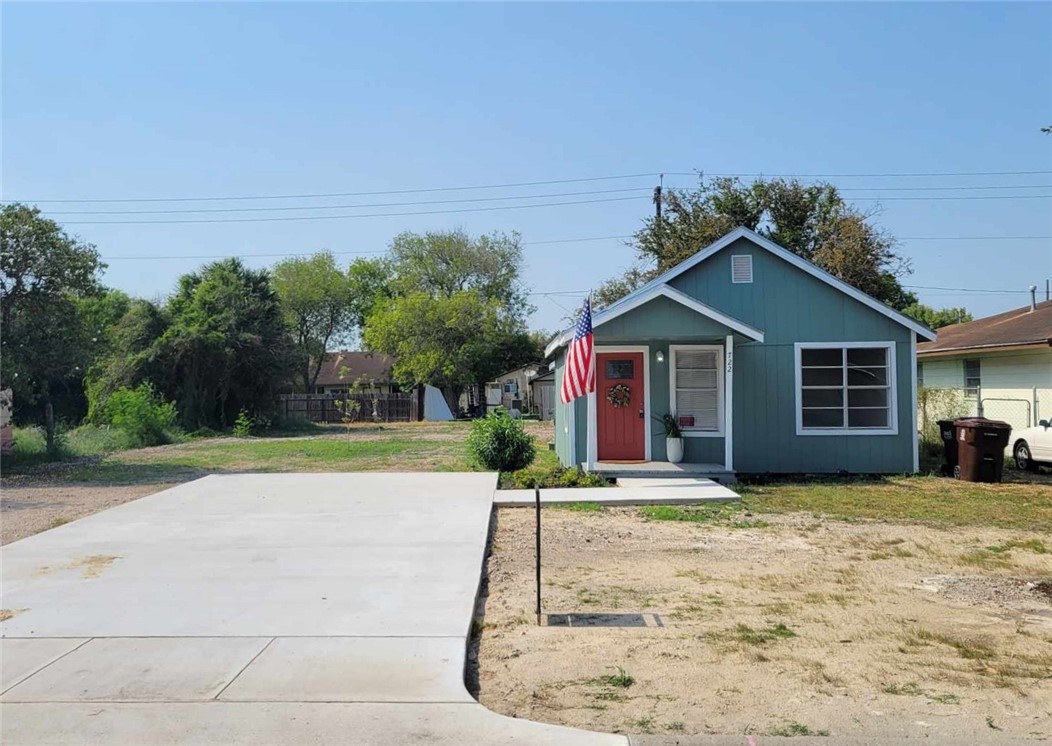 722 E Yoakum Avenue Kingsville TX 78363