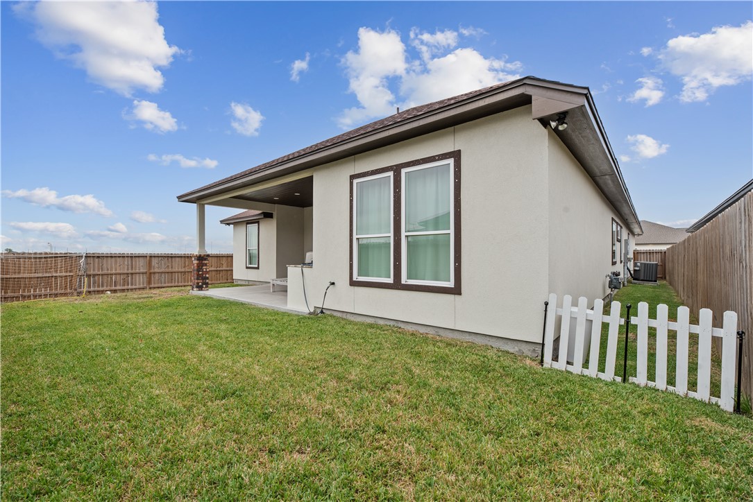 2602 Lady Andrea Drive Corpus Christi TX 78415