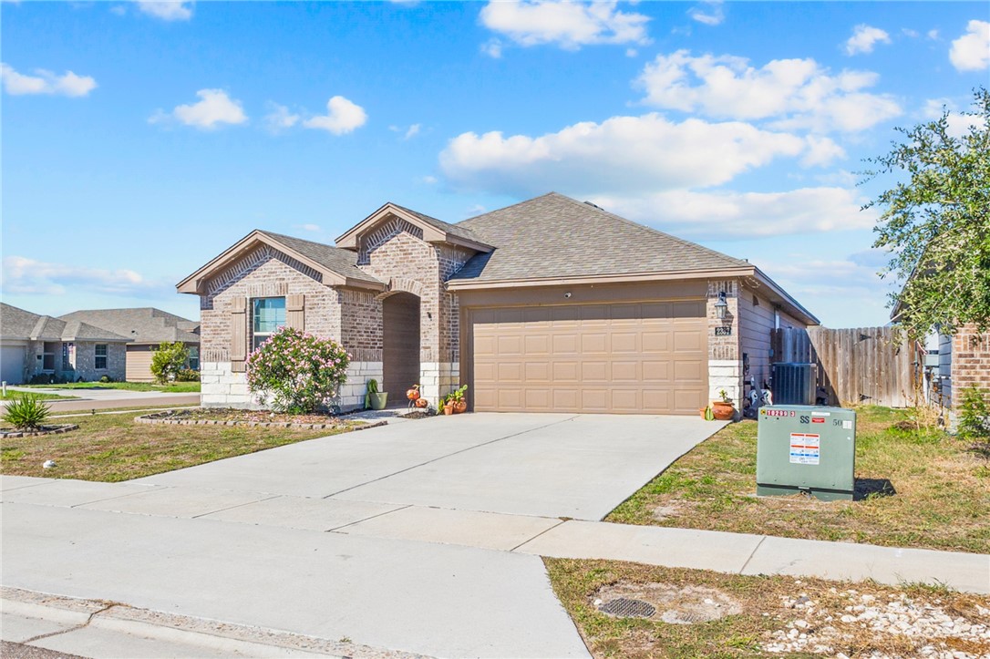 2337 Tranquil Corpus Christi TX 78418