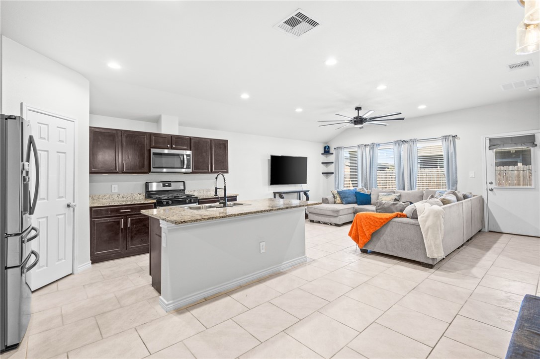 2337 Tranquil Corpus Christi TX 78418