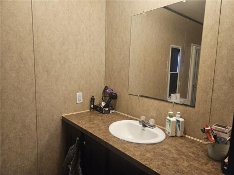 421 Walton Pettus TX 78146