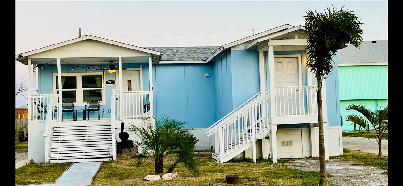 921 S 9th Street Port Aransas TX 78373