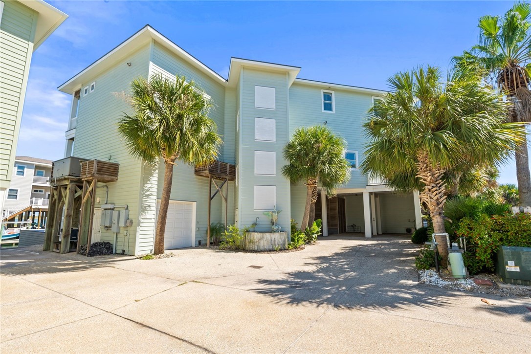 1024 Private Road D Port Aransas TX 78373