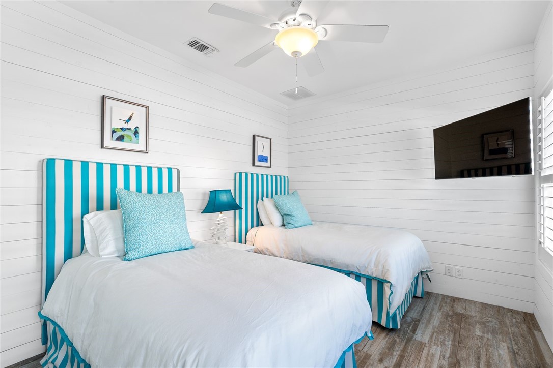 1024 Private Road D Port Aransas TX 78373