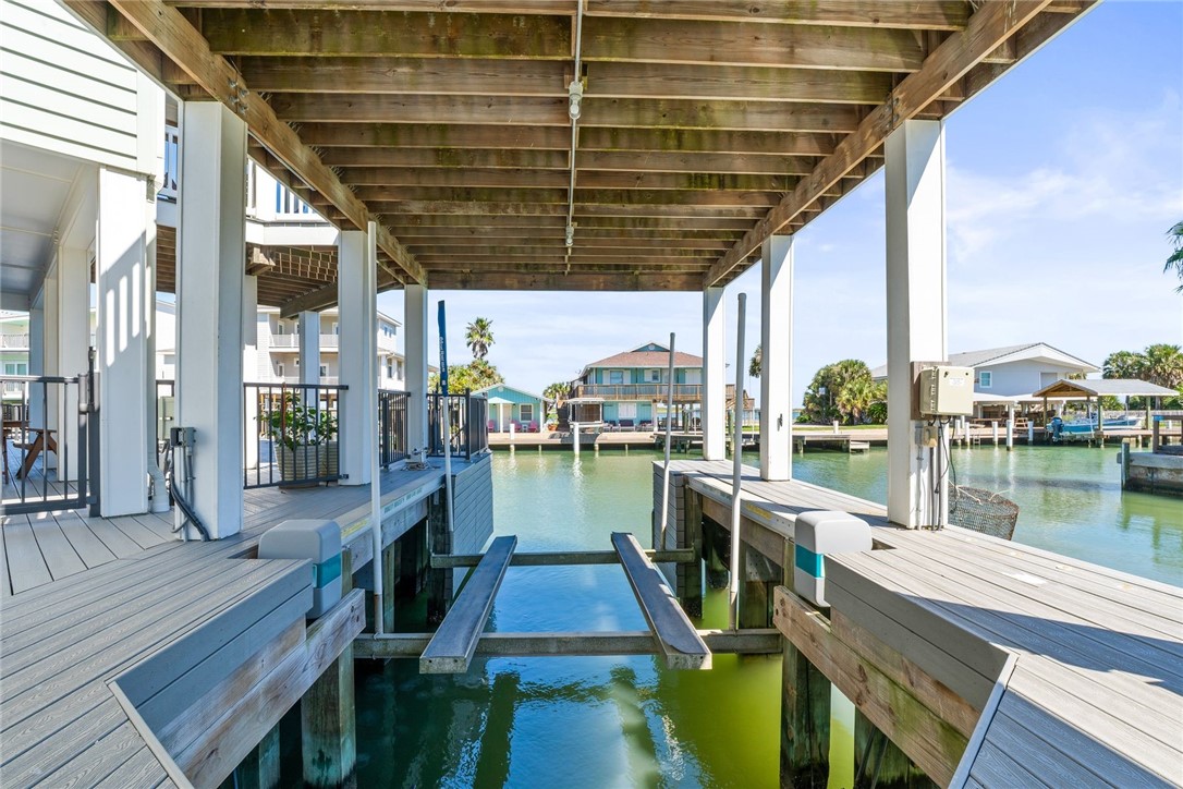 1024 Private Road D Port Aransas TX 78373