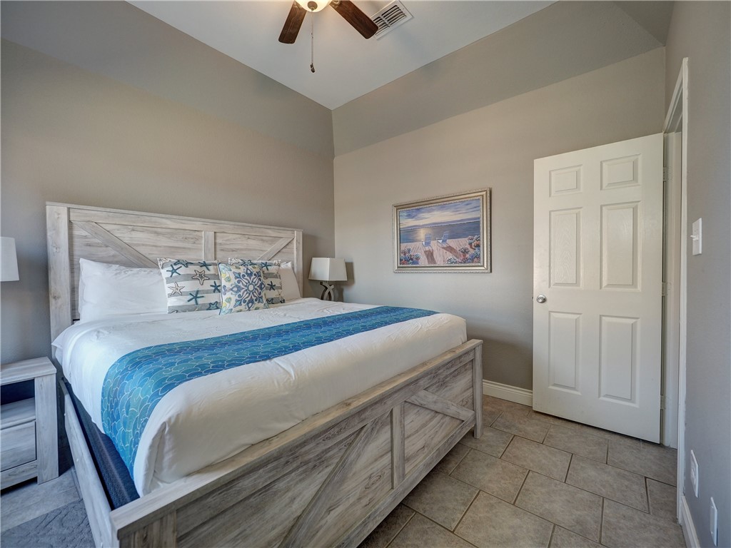 1833 S 11th St F2 Port Aransas TX 78373