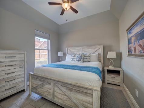 1833 S 11th Street F2 Port Aransas TX 78373