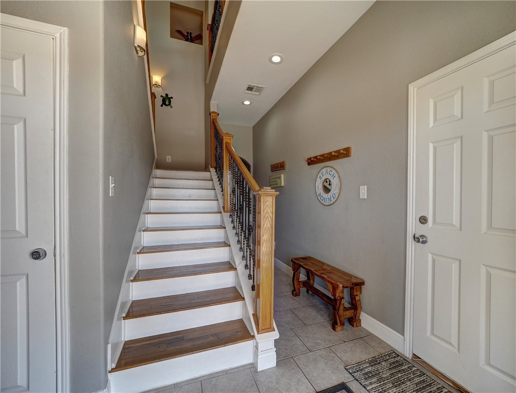 1833 S 11th St F2 Port Aransas TX 78373