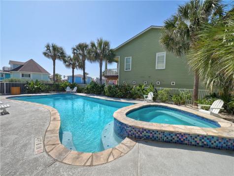 1833 S 11th Street F2 Port Aransas TX 78373