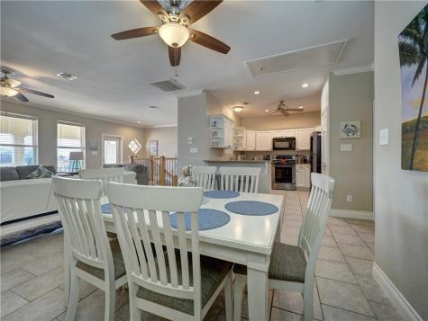 1833 S 11th Street F2 Port Aransas TX 78373