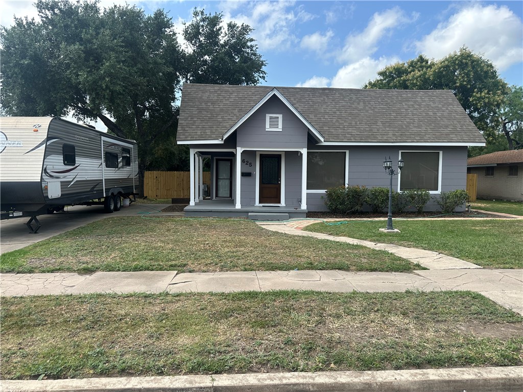 625 W Richard Avenue Kingsville TX 78363