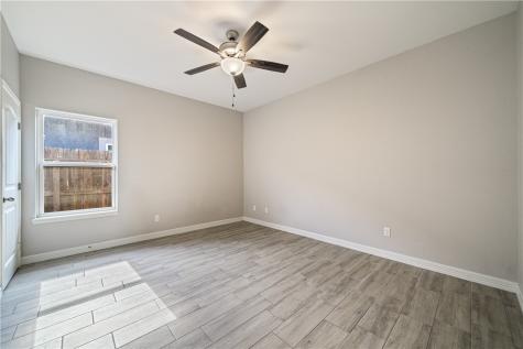 100 Speargrass Odem TX 78370