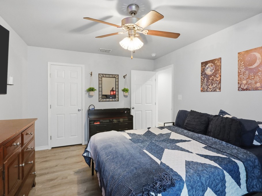 2111 Lone Star Rockport TX 78382