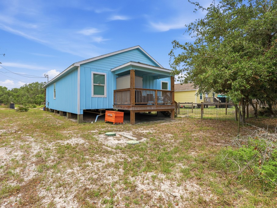 2111 Lone Star Rockport TX 78382